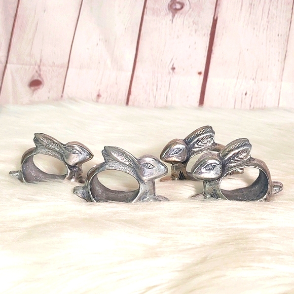 Vintage Pewter Silver Tone Rabbit Bunny Napkin Ring Set of Four Witchy Easter - Picture 1 of 17